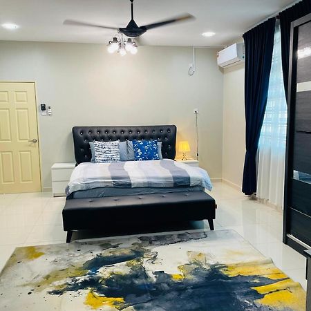 Nazirin Homestay No 27 Tmn Desa Manjung Lumut Exteriér fotografie