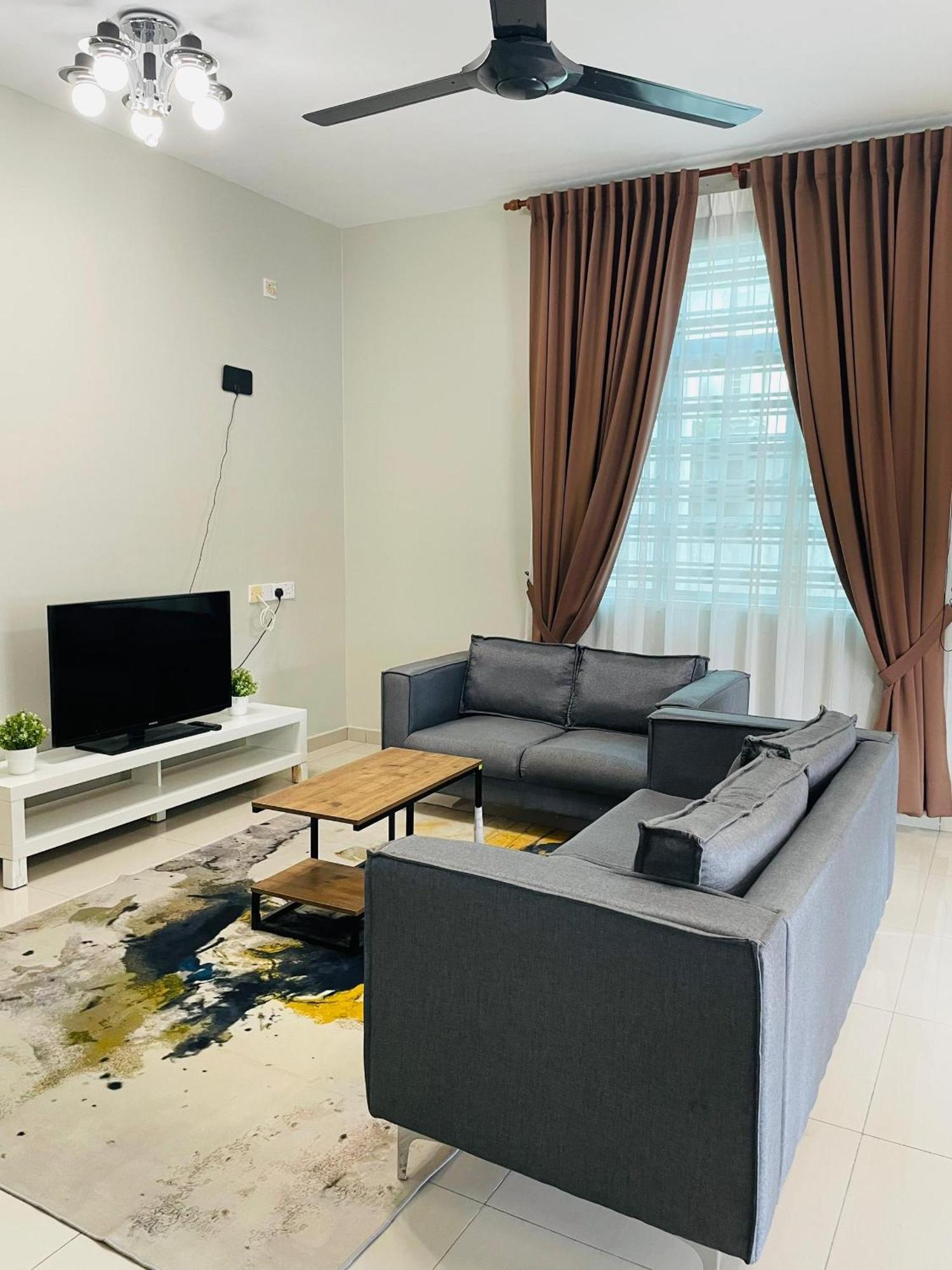 Nazirin Homestay No 27 Tmn Desa Manjung Lumut Exteriér fotografie